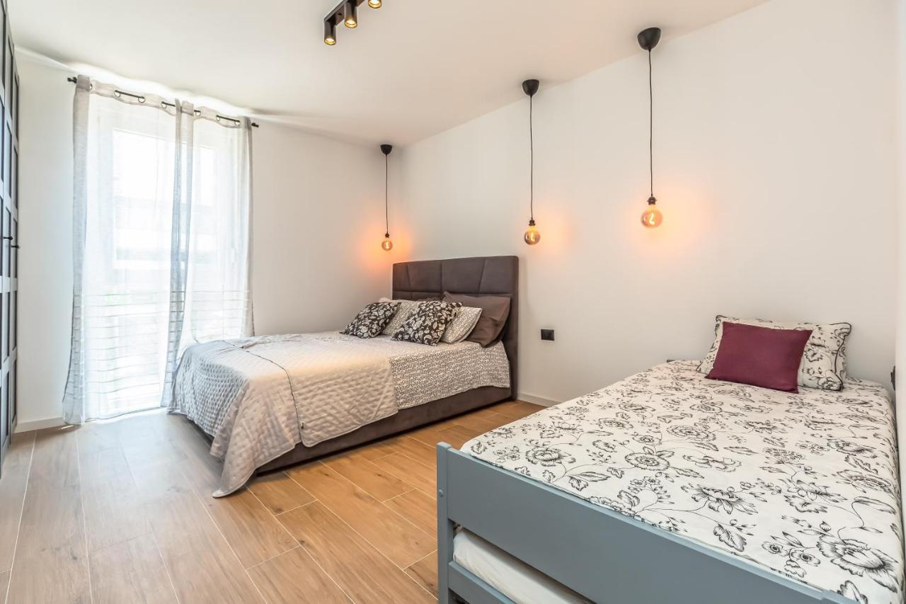 Vogue Apartments Omis Exterior photo